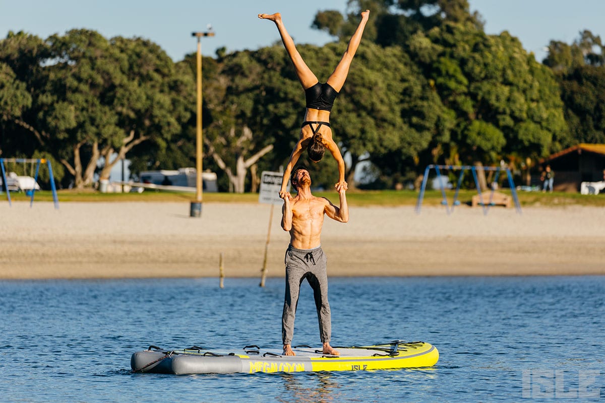 7 Amazing Photos of SUP AcroYoga That Will Blow Your Mind