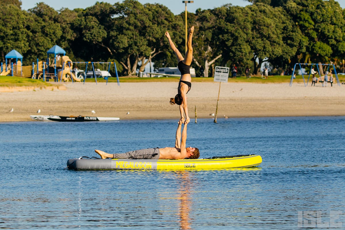 7 Amazing Photos of SUP AcroYoga That Will Blow Your Mind