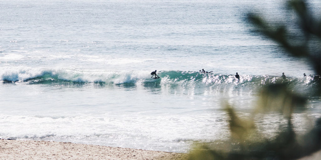 beach break surfing